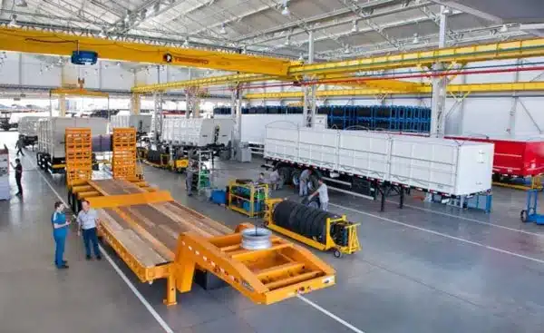 Imagem de Frotocia: linha de produção de implementos rodoviários.