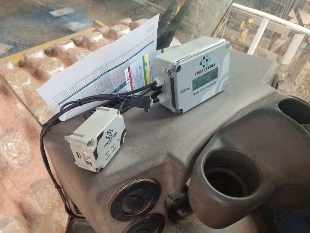 Detector de obstáculos para rolo compressor 
