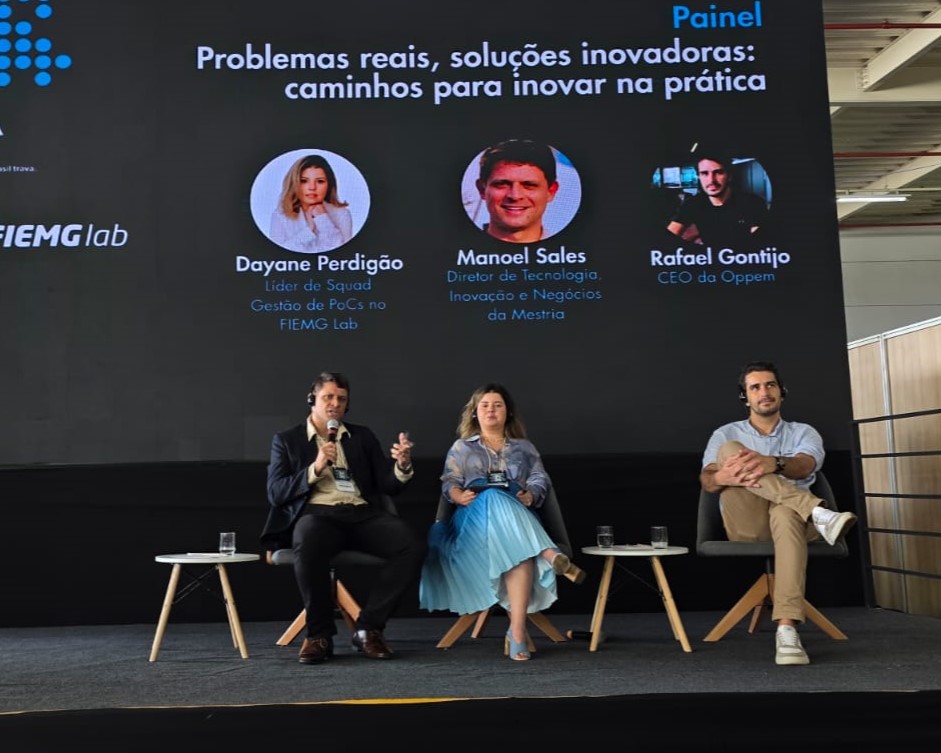 Manoel Sales palestrando no Imersão Indústria 2026